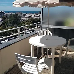Calme Avec Terrasse Vue Appartement